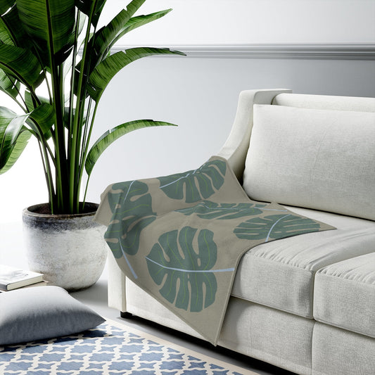 Abstract Leaves Green Plush Throw Blanket