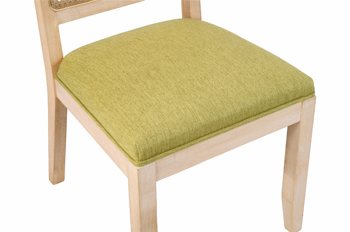 Natural Materials Throughout