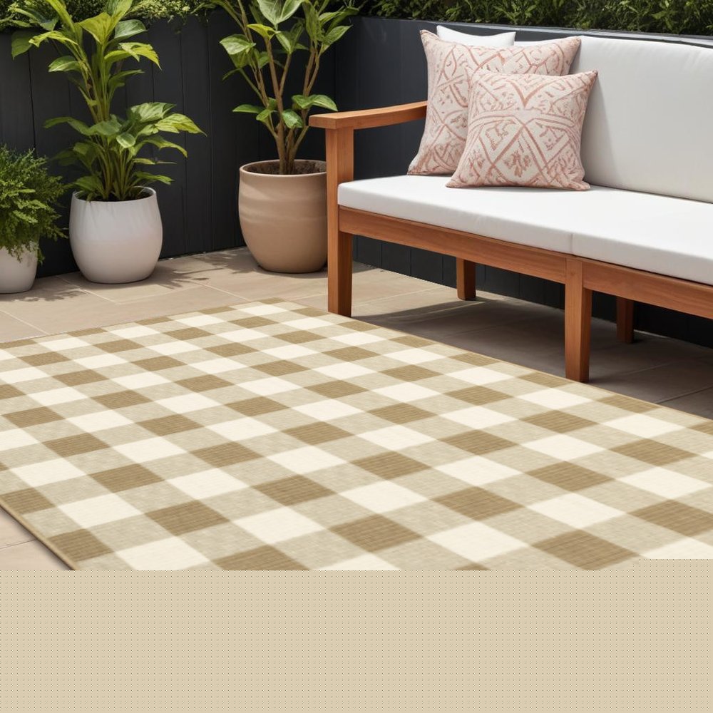 Geometric Indoor/Outdoor Area Rug — Gray & Ivory