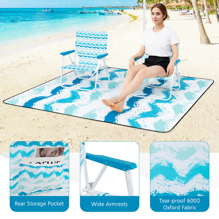 A blanket built for the ground
