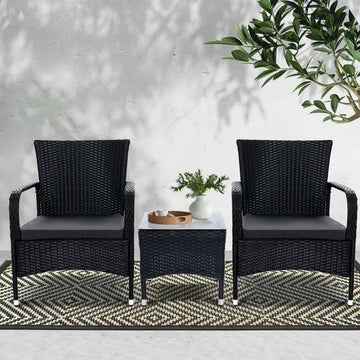 3-Piece Outdoor Bistro Set with Wicker Chairs and Table