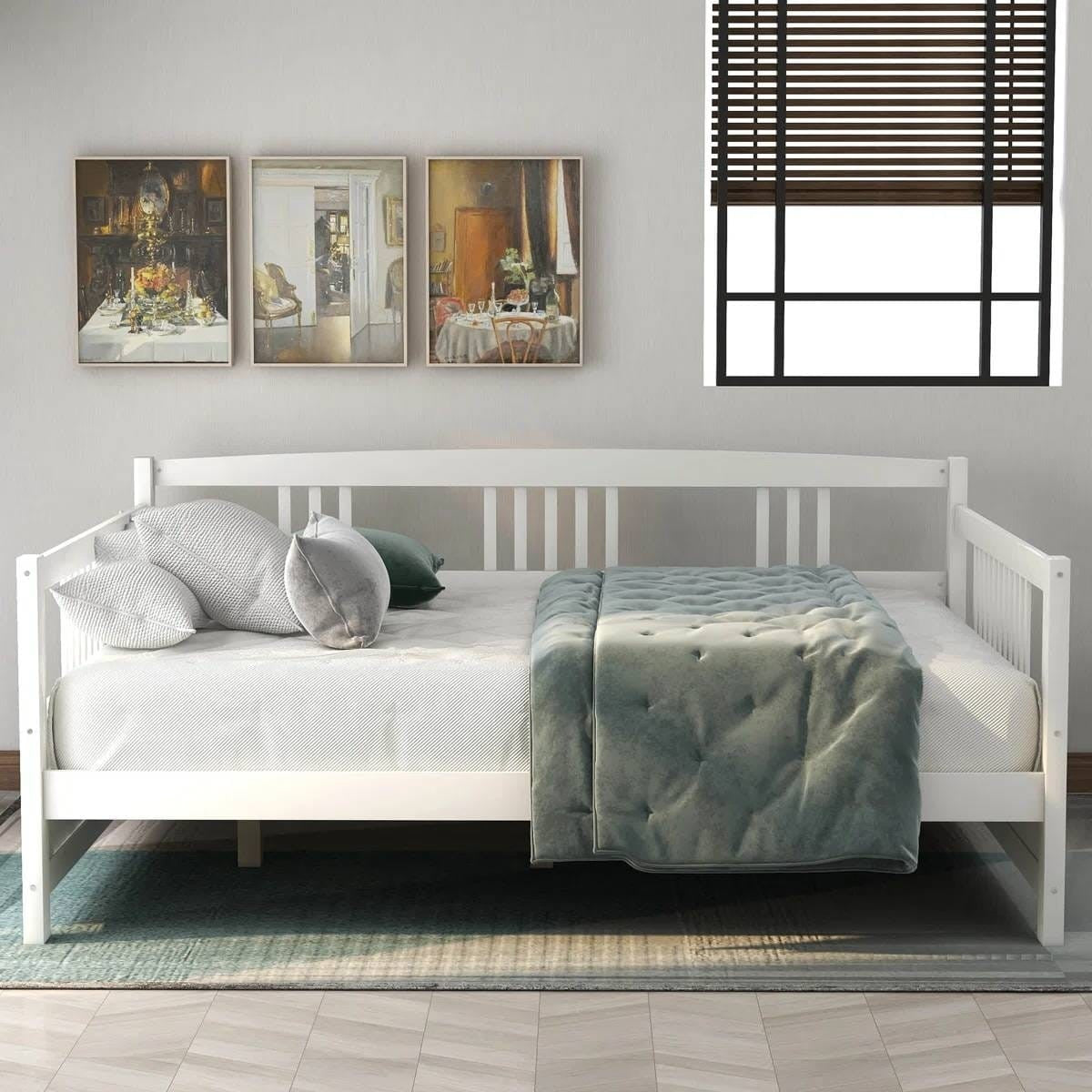 Full size Daybed in White Wood Finish-0