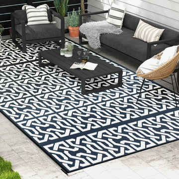 Reversible Outdoor Rug — 9' x 18' Black & White